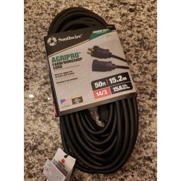 New Southwire Medium Duty Extension Cord, 50Ft, 14 Gauge, 3 Conductor - Picture 1 of 1